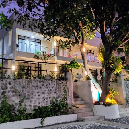 Bentrina Diving Resort Mabini  Exterior foto