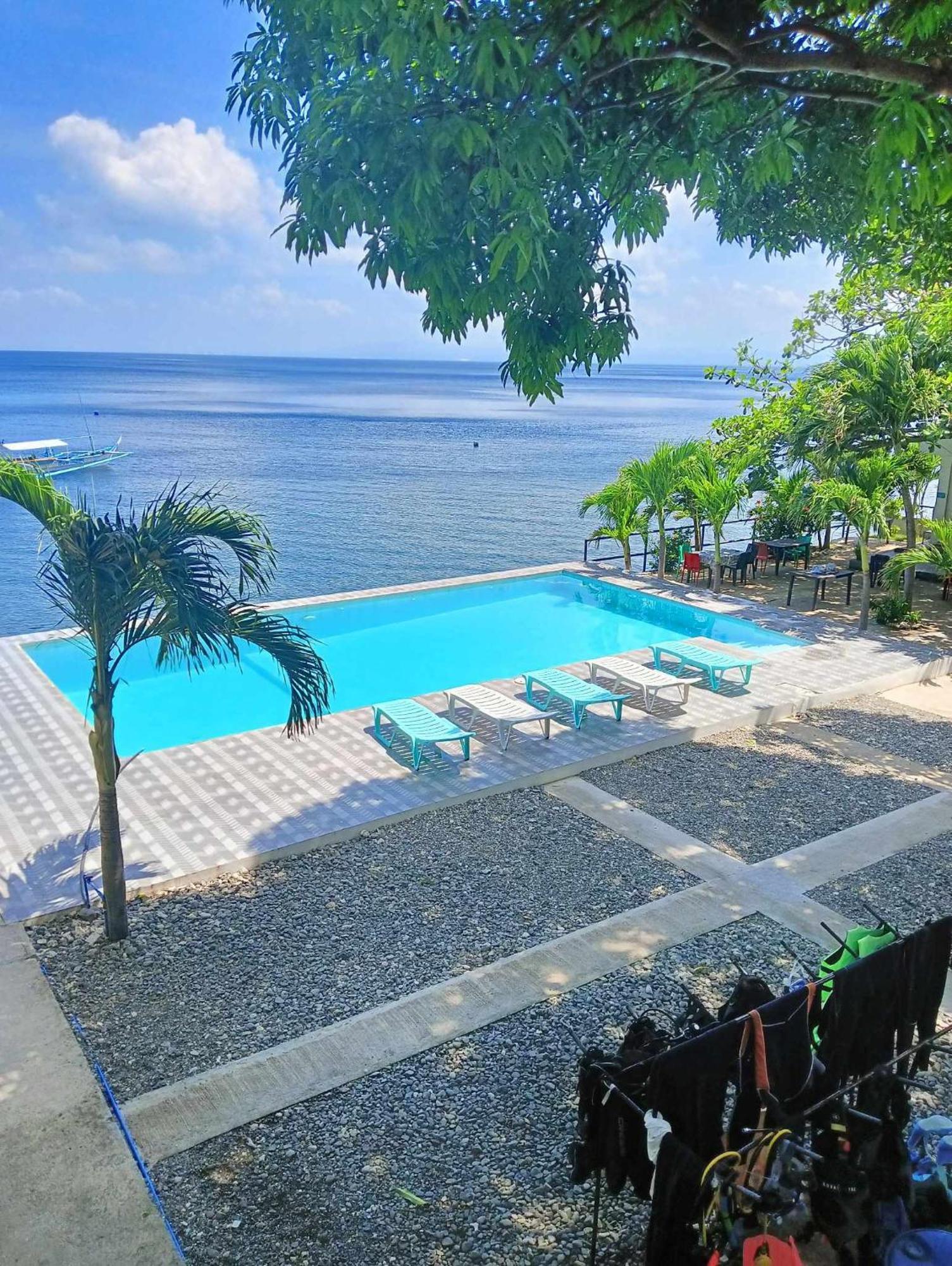 Bentrina Diving Resort Mabini  Exterior foto