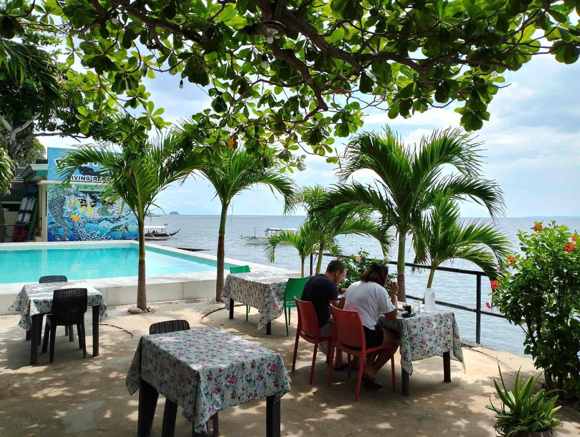 Bentrina Diving Resort Mabini  Exterior foto